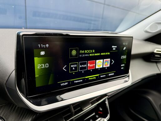 Peugeot 2008 ALLURE PACK 1.5HDi, ČR, Navigace