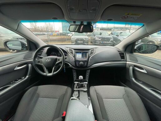 Hyundai i40 EXPERIENCE 1.7 CRDi 104 kW