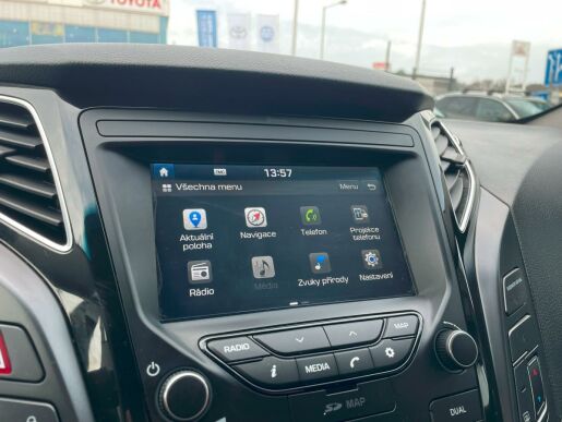 Hyundai i40 EXPERIENCE 1.7 CRDi 104 kW