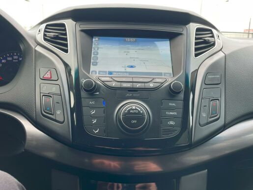 Hyundai i40 EXPERIENCE 1.7 CRDi 104 kW