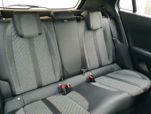 Peugeot 2008 ALLURE PureTech 100 S&S MAN6