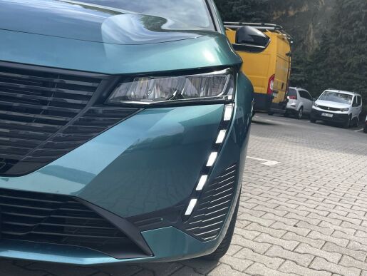 Peugeot 308 SW STYLE Hybrid 136 e-DCS6