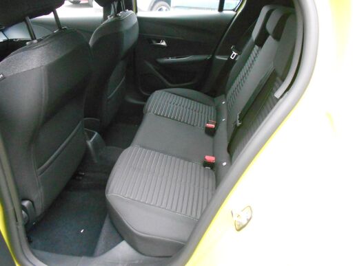 Peugeot 208 Style Hybrid 100 e-DCS6