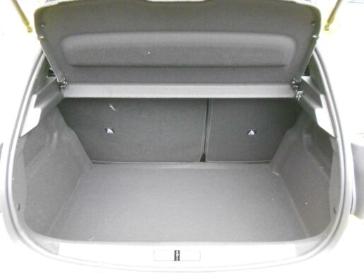 Peugeot 208 Style Hybrid 100 e-DCS6