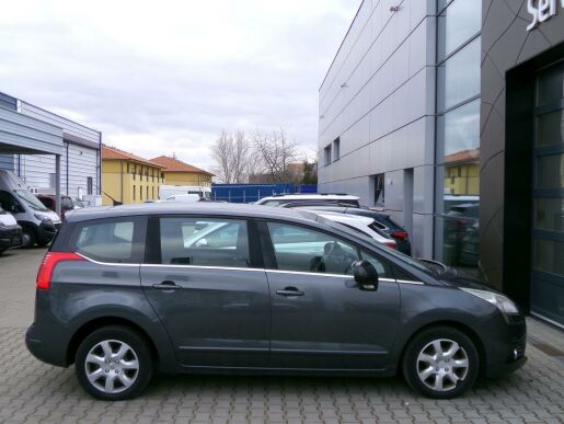 Peugeot 5008 PREMIUM 1.6 HDi 82kW