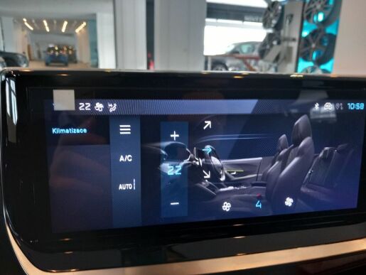 Peugeot 2008 Allure PureTech 100 S&amp;S MA