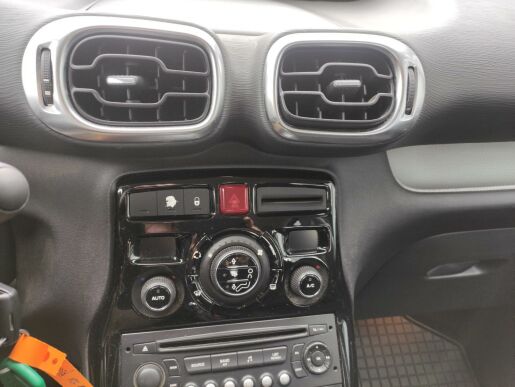 Citroën C3 Picasso EXCLUSIVE 1.4i 1.majitel poSTK