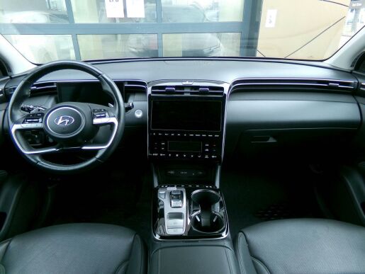 Hyundai Tucson PREMIUM 1.6 T-GDi HEV 4X4 AT