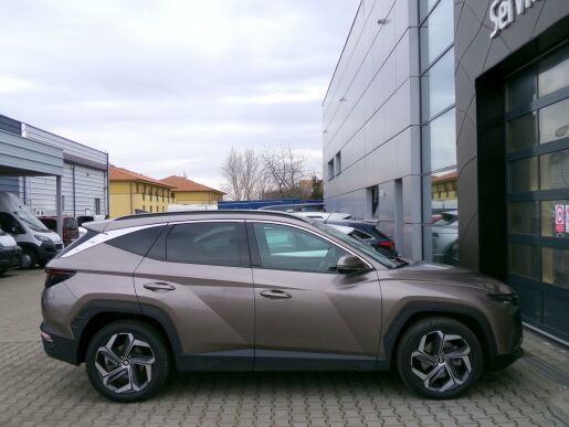 Hyundai Tucson PREMIUM 1.6 T-GDi HEV 4X4 AT