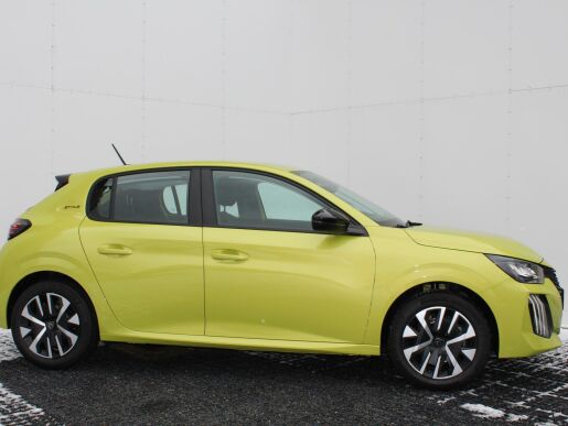 Peugeot 208 STYLE PureTech 100 MAN6