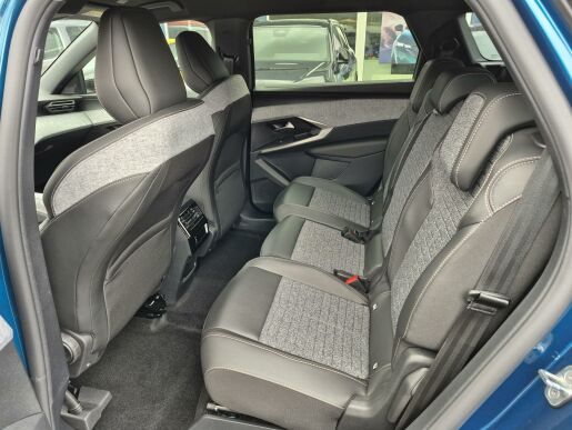 Peugeot 5008 ALLURE Hybrid 136 e-DCS6