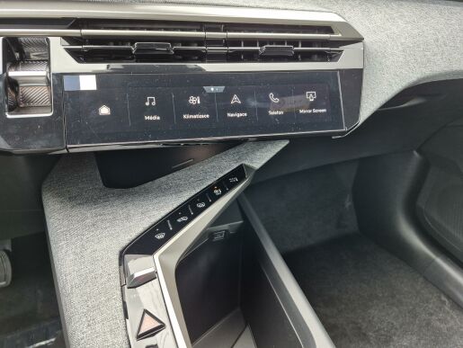 Peugeot 5008 ALLURE Hybrid 136 e-DCS6