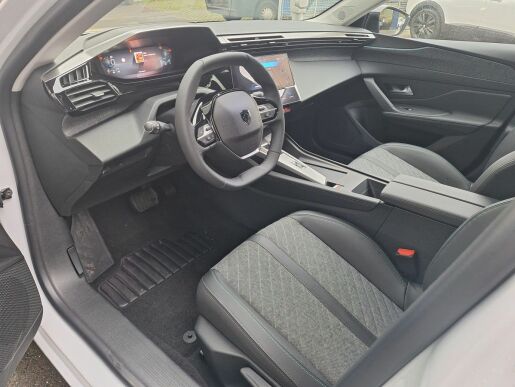 Peugeot 408 ALLURE Hybrid 136 e-DCS6