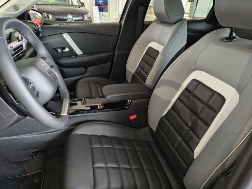 Citroën C4 1317 MAX Hybrid 136 ë-DCS6
