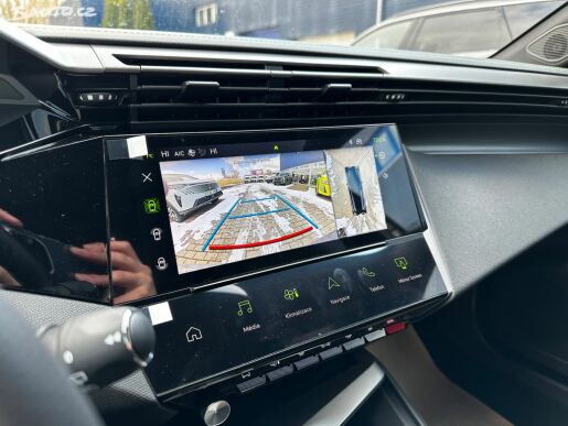 Peugeot 308 SW GT Hybrid 136 e-DCS6