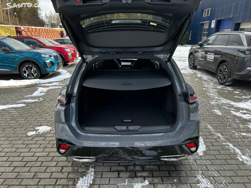 Peugeot 308 SW GT Hybrid 136 e-DCS6