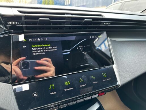 Peugeot 308 SW GT Hybrid 136 e-DCS6
