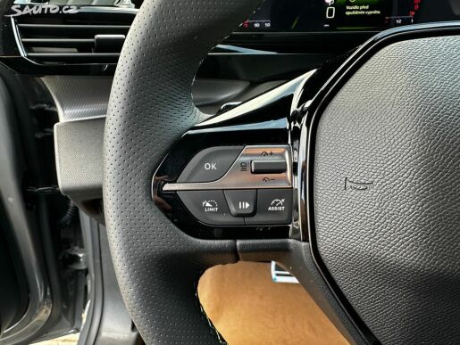 Peugeot 308 SW GT Hybrid 136 e-DCS6