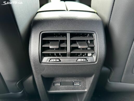 Peugeot 308 SW GT Hybrid 136 e-DCS6