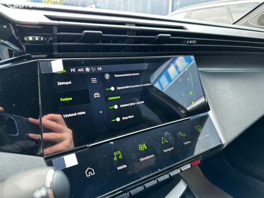 Peugeot 308 SW GT Hybrid 136 e-DCS6