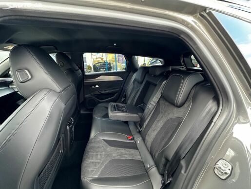 Peugeot 308 SW GT Hybrid 136 e-DCS6