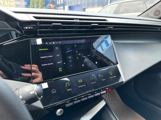 Peugeot 308 SW GT Hybrid 136 e-DCS6