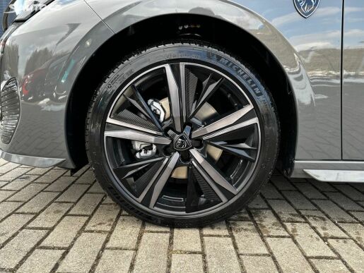Peugeot 308 SW GT Hybrid 136 e-DCS6
