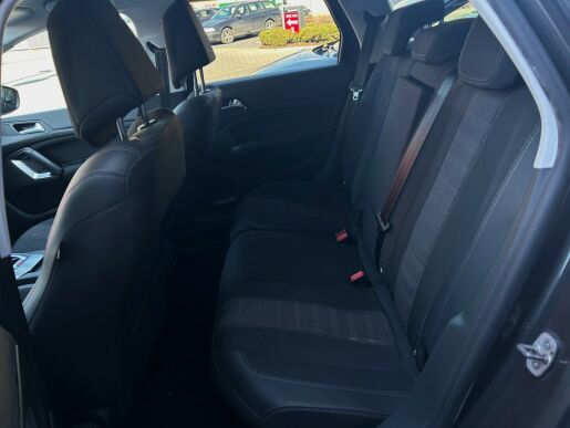 Peugeot 308 SW  1.5 BlueHDi  ALLURE