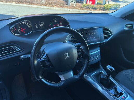 Peugeot 308 SW  1.5 BlueHDi  ALLURE