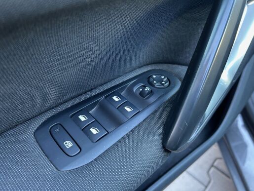 Peugeot 308 SW  1.5 BlueHDi  ALLURE