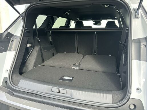 Peugeot 5008 ALLURE Hybrid 136 e-DCS6
