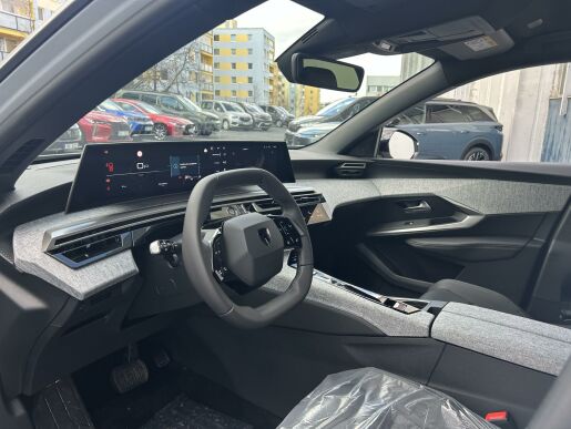 Peugeot 5008 ALLURE Hybrid 136 e-DCS6