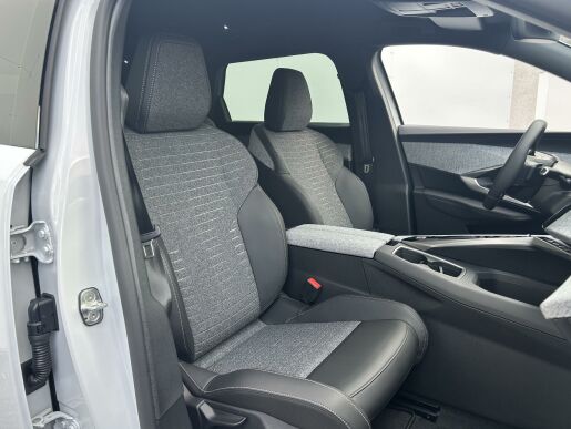 Peugeot 5008 ALLURE Hybrid 136 e-DCS6