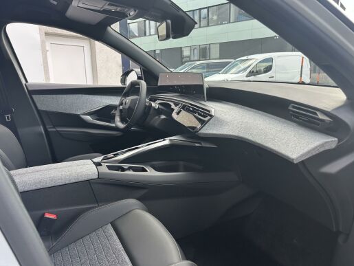 Peugeot 5008 ALLURE Hybrid 136 e-DCS6