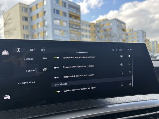 Peugeot 5008 ALLURE Hybrid 136 e-DCS6