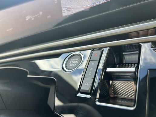 Peugeot 5008 ALLURE Hybrid 136 e-DCS6