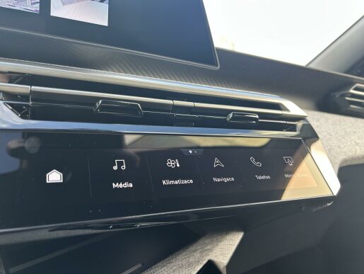 Peugeot 5008 ALLURE Hybrid 136 e-DCS6