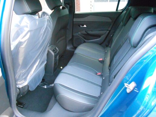 Peugeot 308 ALLURE Hybrid 136 e-DCS6