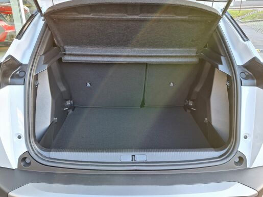 Peugeot 2008 ALLURE 1.2 PT 130K EAT8