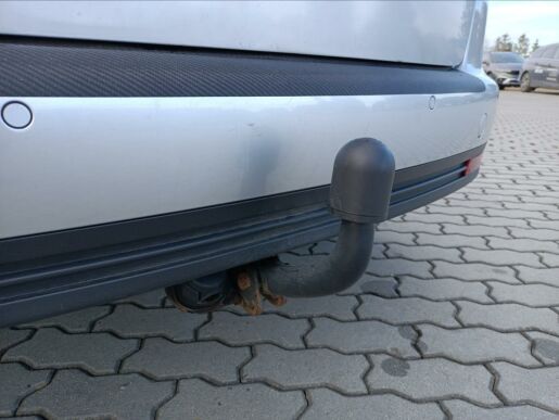 Volkswagen Touran 2,0 TDi 105k / MAN6