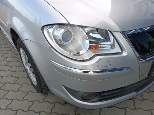 Volkswagen Touran 2,0 TDi 105k / MAN6