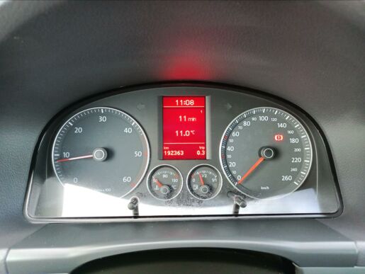 Volkswagen Touran 2,0 TDi 105k / MAN6