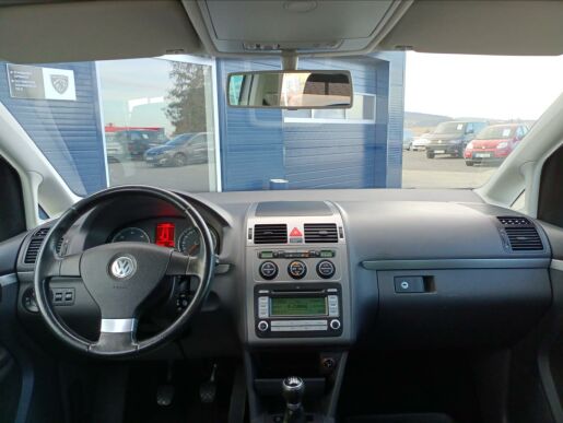 Volkswagen Touran 2,0 TDi 105k / MAN6