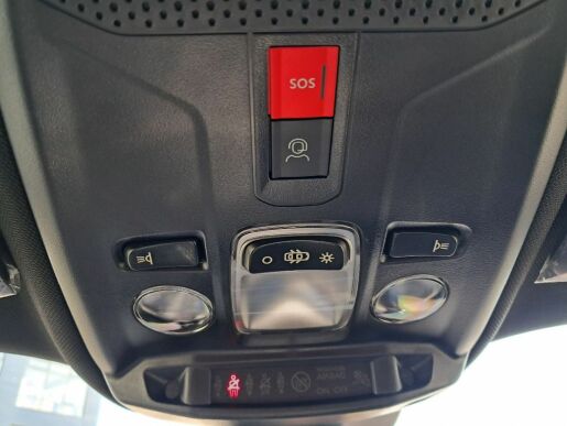 Peugeot 2008 2008 ALLURE PureTech 100 S&amp