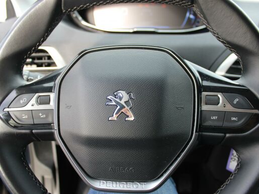 Peugeot 5008 1.2PureTech,ALLURE,DPH,130HP