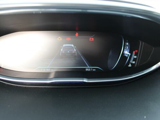 Peugeot 5008 1.2PureTech,ALLURE,DPH,130HP