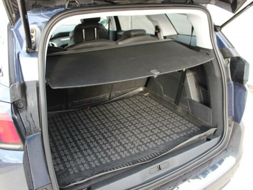 Peugeot 5008 1.2PureTech,ALLURE,DPH,130HP