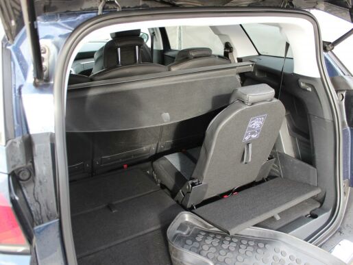 Peugeot 5008 1.2PureTech,ALLURE,DPH,130HP