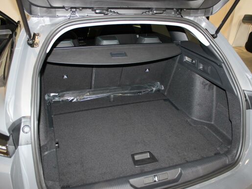 Peugeot 308 SW ALLURE Hybrid 136 e-DCS6