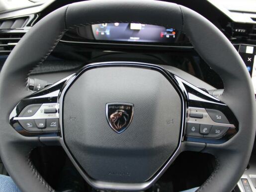 Peugeot 408 Allure Pack PureTech 130 EAT8